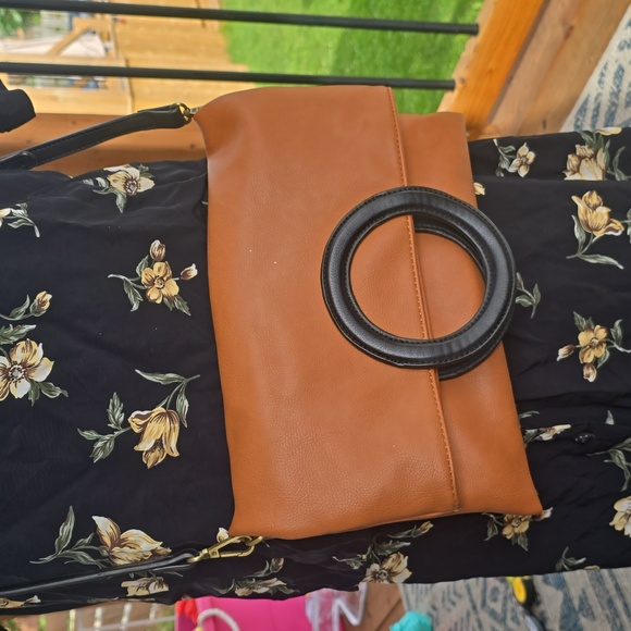 Anthropologie Tabitha Fold over clutch/bag - Picture 3 of 9